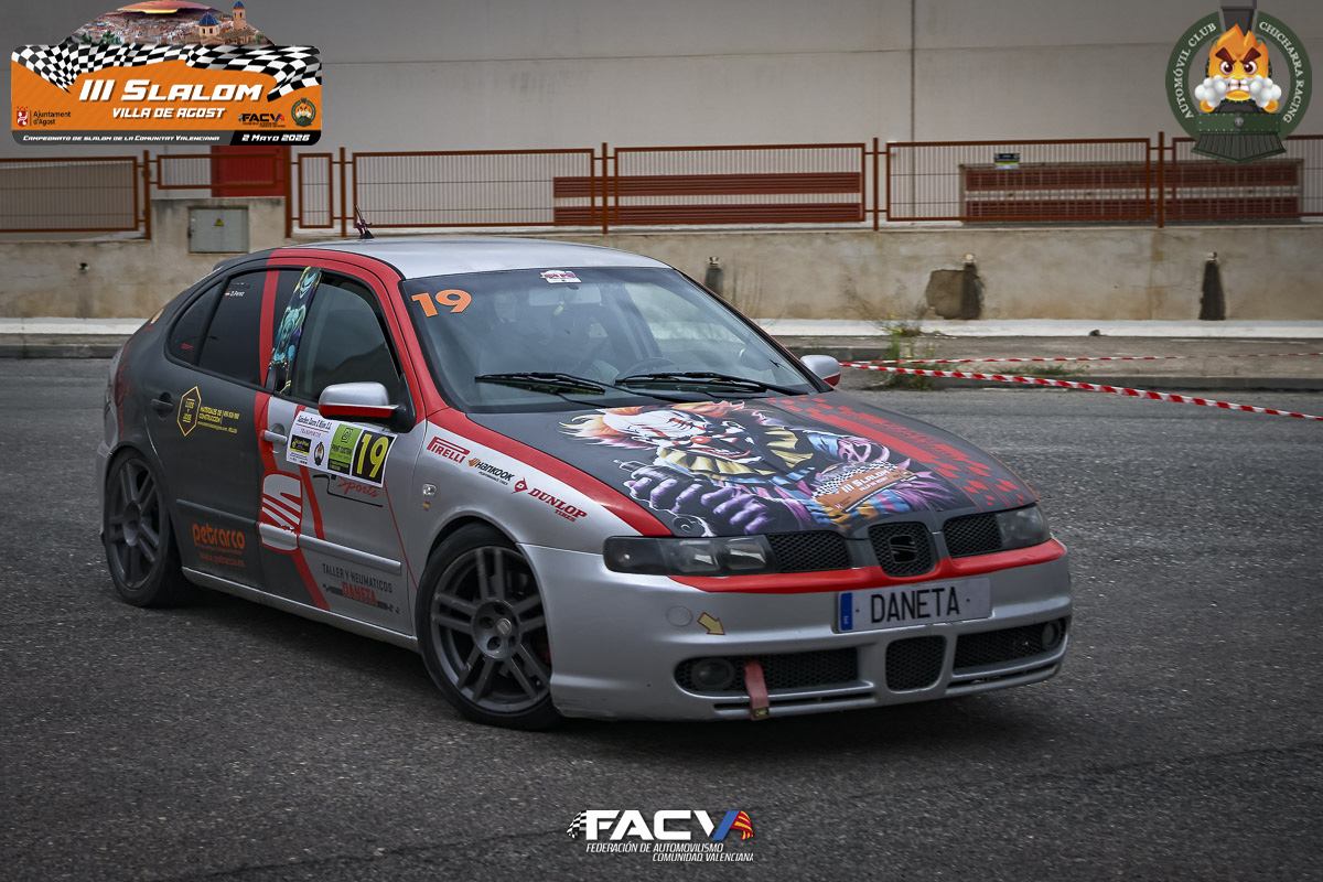 Seat León con vinilo